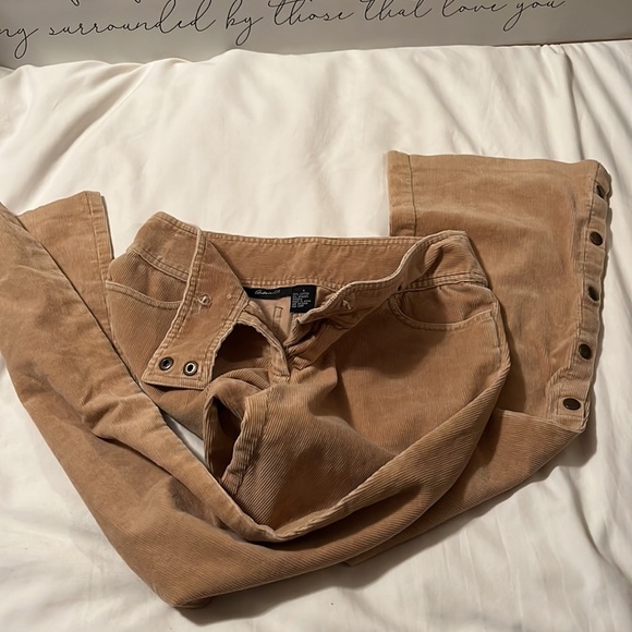 Bell Bottom Vintage Corduroy’s! - Picture 9 of 9